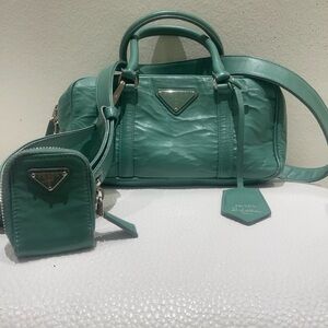 NEW Prada Re-Edition Leather Mini Bag – Rare Green – Full Set – Like New Teal